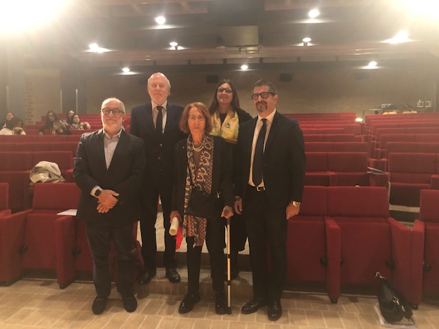 Ad Ancona la cerimonia per ricordare la donazione di nuove poltroncine al Ridotto del Teatro delle Muse, grazie alla mecenate. l'Ambasciatore Jolanda Brunetti Goetz