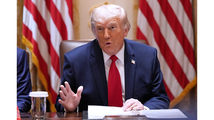 Iran, attesa la decisione di Trump sull'accordo con Teheran. Il tycoon attacca di nuovo il Papa - La diretta - lapresse.it