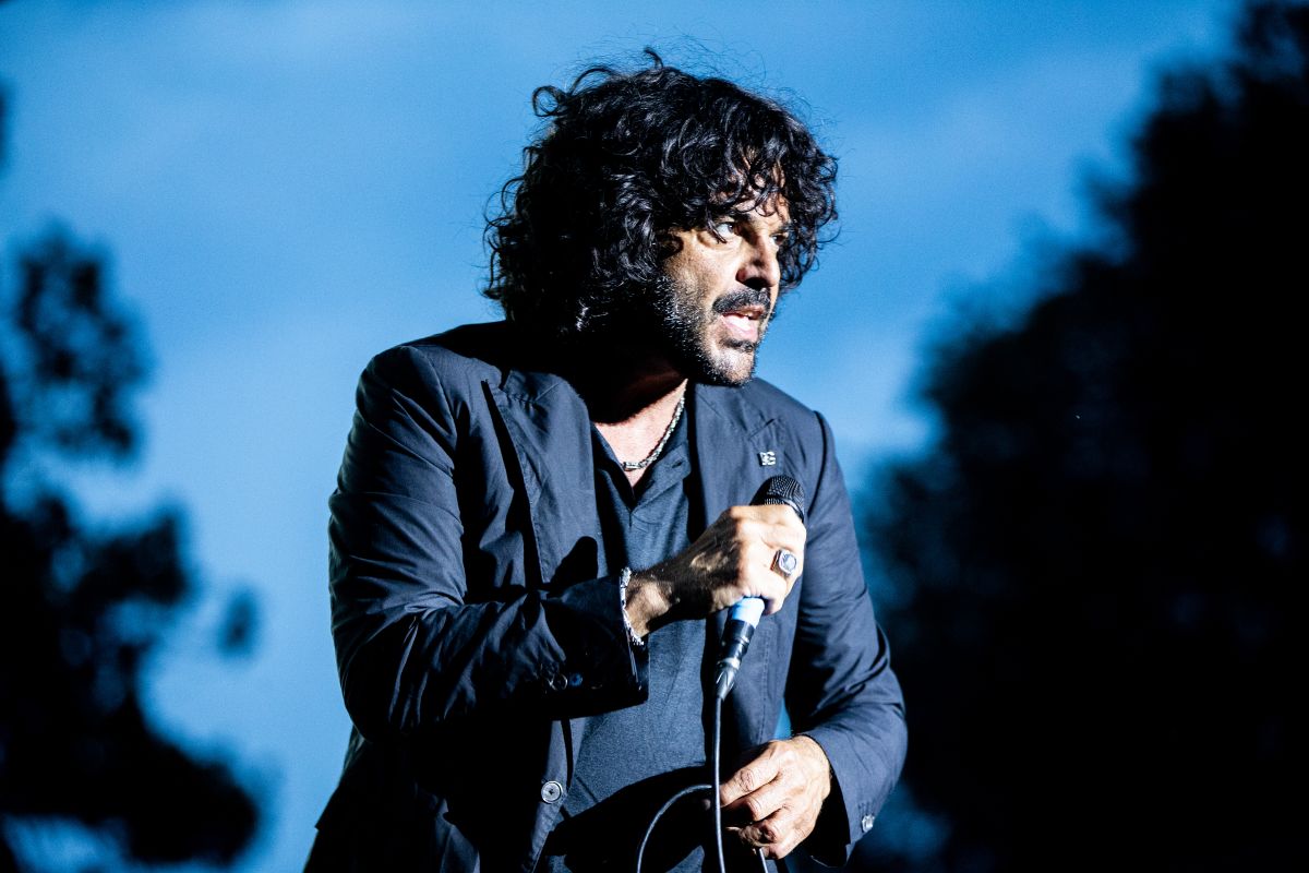 Francesco Renga e il caos su Ryanair e al Kiss Kiss Festival