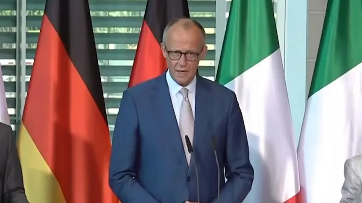 Unicredit-Commerzbank, il cancelliere tedesco Friedrich Merz ci ripensa: non bloccheremo la fusione - Milano Finanza