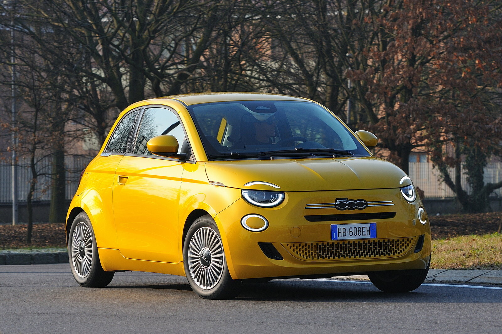Foto - Fiat 500: Un bel guidare, sprint a parte