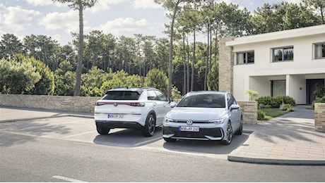 Volkswagen apre gli ordini in Italia per le full hybrid di Golf e T-Roc