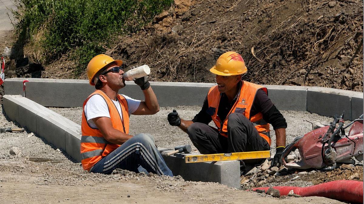 Emergenza caldo, allarme nei luoghi di lavoro: “Pericolo stress termico”