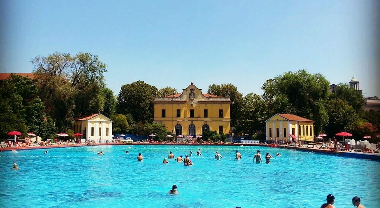 Milano, 28enne muore annegato in piscina: Alfredo era entrato con amici nella notte scavalcando la recinzione