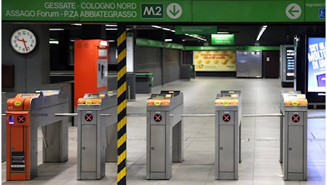 Scioperi dal 12 al 18 ottobre 2026: stop a treni, bus e aerei