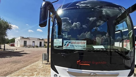 “Solo italiani sul bus”: 14enne denuncia razzismo a Fossano