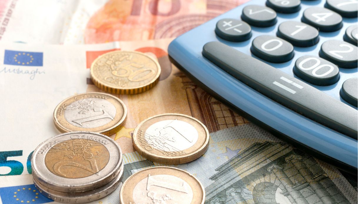 Rimborsi Irpef dal modello 730, primi pagamenti a luglio 2026 con alcune differenze: chi deve attendere