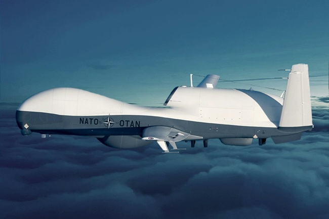 Rivista Italiana Difesa - shownews - Droni MQ-4C TRITON per la sorveglianza del fianco nord della NATO
