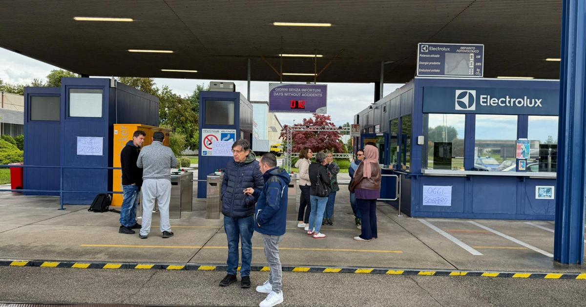 «Se chiude Electrolux noi giovani ce ne andiamo», l'allarme dei baby amministratori