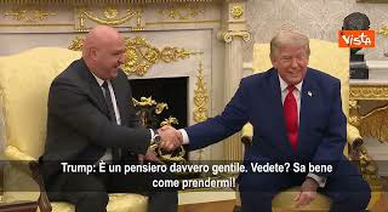Presidente del Libano Aoun a Trump: Lei è un grande Presidente. Il tycoon: Sa bene come prendermi