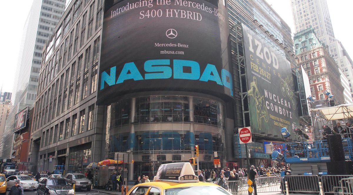 Borse 22 giugno a due velocità: i progressi Usa-Iran spingono giù il petrolio, il tonfo di SpaceX porta il Nasdaq in rosso. A Milano bene Stm