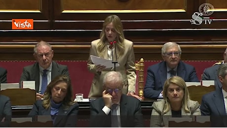 Meloni al Senato: «Non rimpiango il muro di Berlino o i carri armati russi»