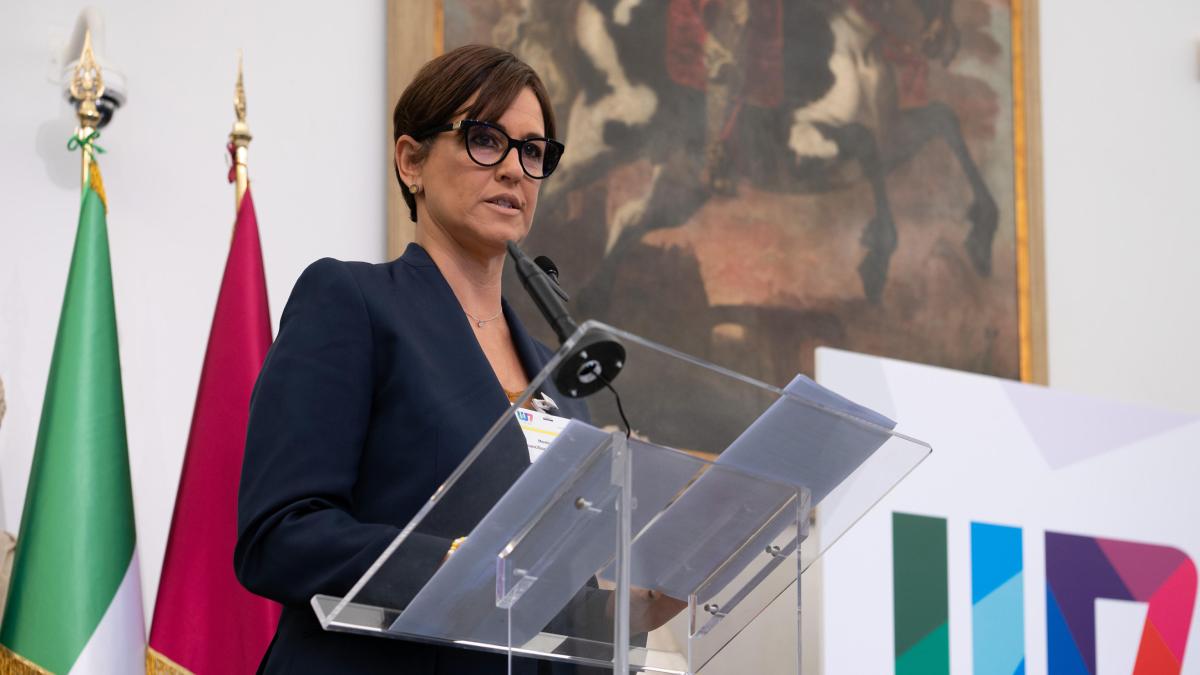 Campidoglio, si dimette l'assessora Monica Lucarelli: «La politica è un luogo bellissimo, ma c'é il rischio di inciampi»