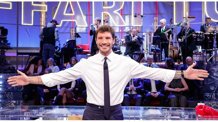 Affari Tuoi, Stefano De Martino e il matrimonio: «Ecco cosa fare per farlo funzionare». La frecciata a Belen Rodriguez - Leggo.it