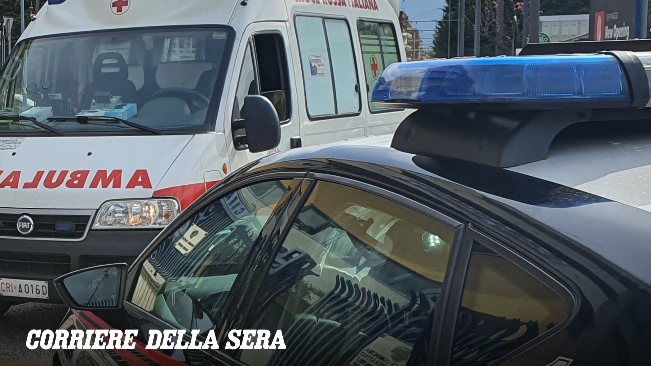 Scontro frontale sulla Statale 7 a Pastorano, due morti e un ferito grave