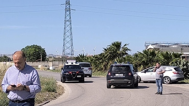 Fuggono in auto a posto di blocco, muore 17enne - La Gazzetta dello Sport
