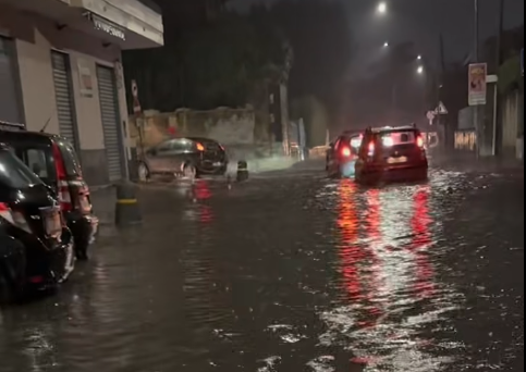 Maltempo in Campania, scatta l'allerta gialla: temporali, grandine e raffiche di vento in tutta la regione