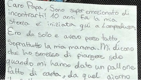 La visita di Papa Leone a Lampedusa e l’abbraccio con la memoria di chi non ce l’ha fatta