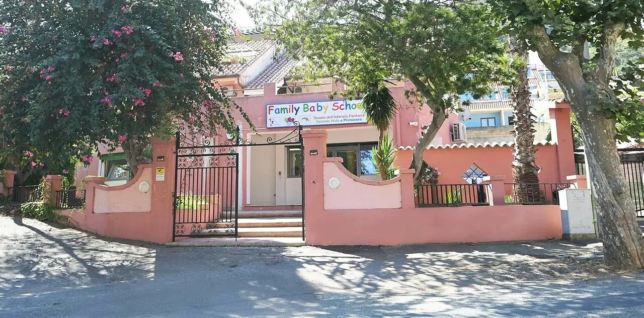 Tragedia all'asilo di Tropea, morto un bimbo di 15 mesi: la Procura apre un'inchiesta