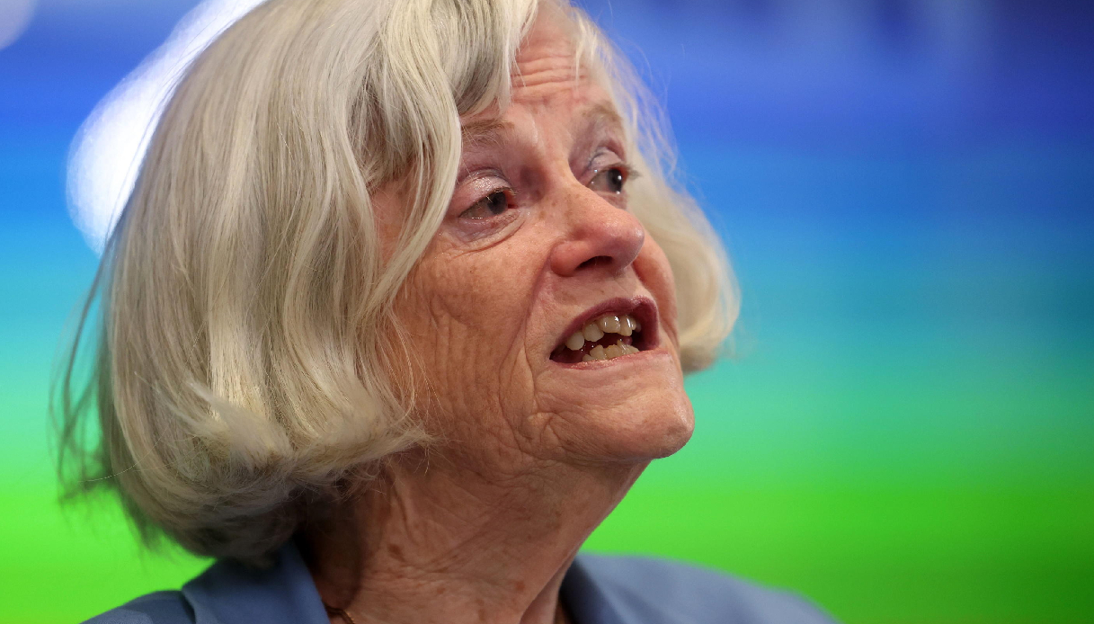 Ann Widdecombe uccisa con 21 martellate alla testa nella sua casa di Devon, Lady Brexit stava pranzando