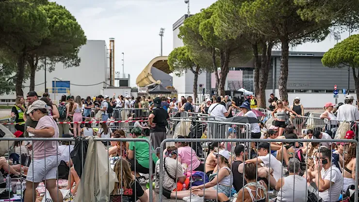 A Lignano l’attesa dei 22mila fan per la data zero di Tiziano Ferro - Messaggero Veneto