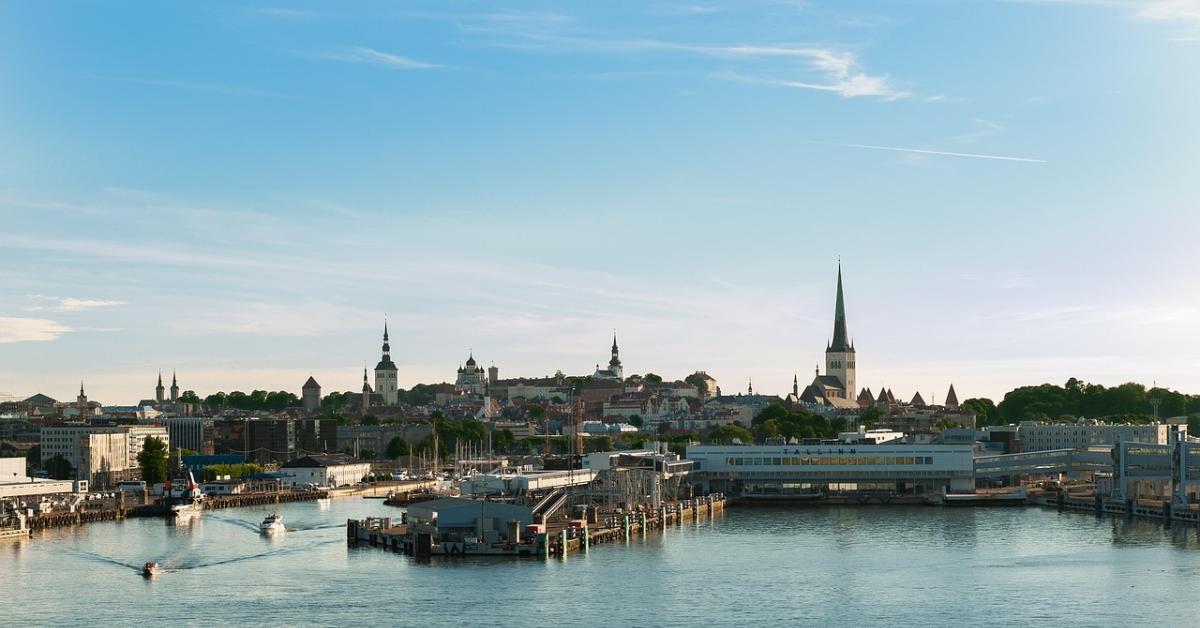 Baltici tra crescita apparente e fragilità strutturali: commercio, energia e geopolitica ridisegnano gli equilibri del Nord Europa