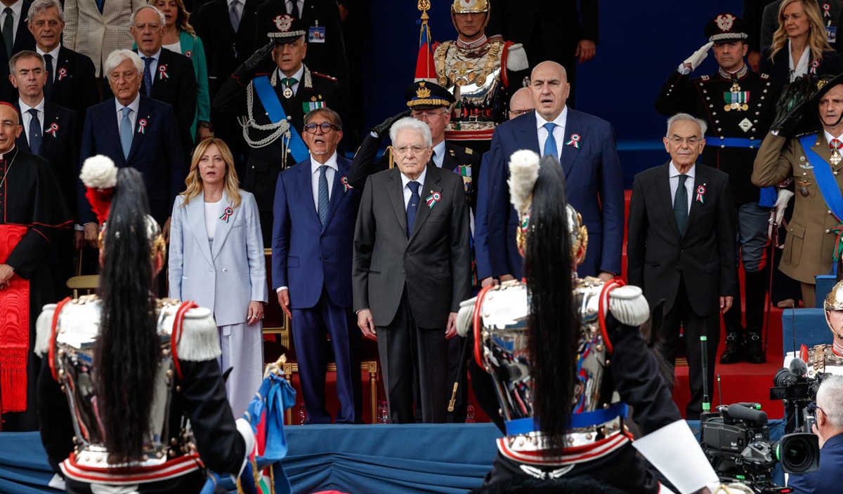 2 giugno con Mattarella: vince la festa su Rai1 e fa il botto la parata. Podio a Floris