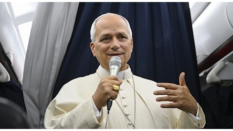 Papa Leone XIV: «La destra radicale non è cristiana. I timori sull'IA non sono fake news»