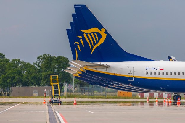 Ryanair: profitti in calo del 34%. Costo del carburante. Traffico a più 6%