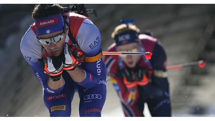 Gara pazzesca di Giacomel, l’Italia del biathlon si prende la vittoria nella sprint di Hochfilzen - Il Fatto Quotidiano