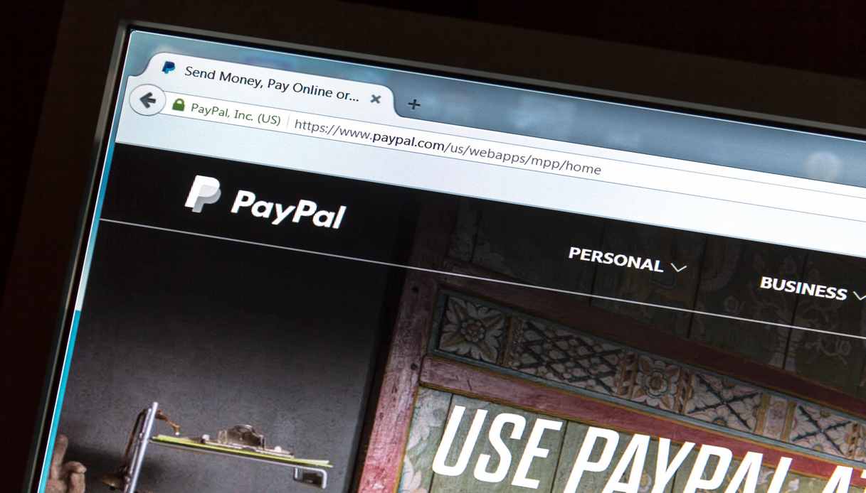 PayPal nel mirino di Stripe, offerta da 53 miliardi: cosa cambia nei pagamenti digitali