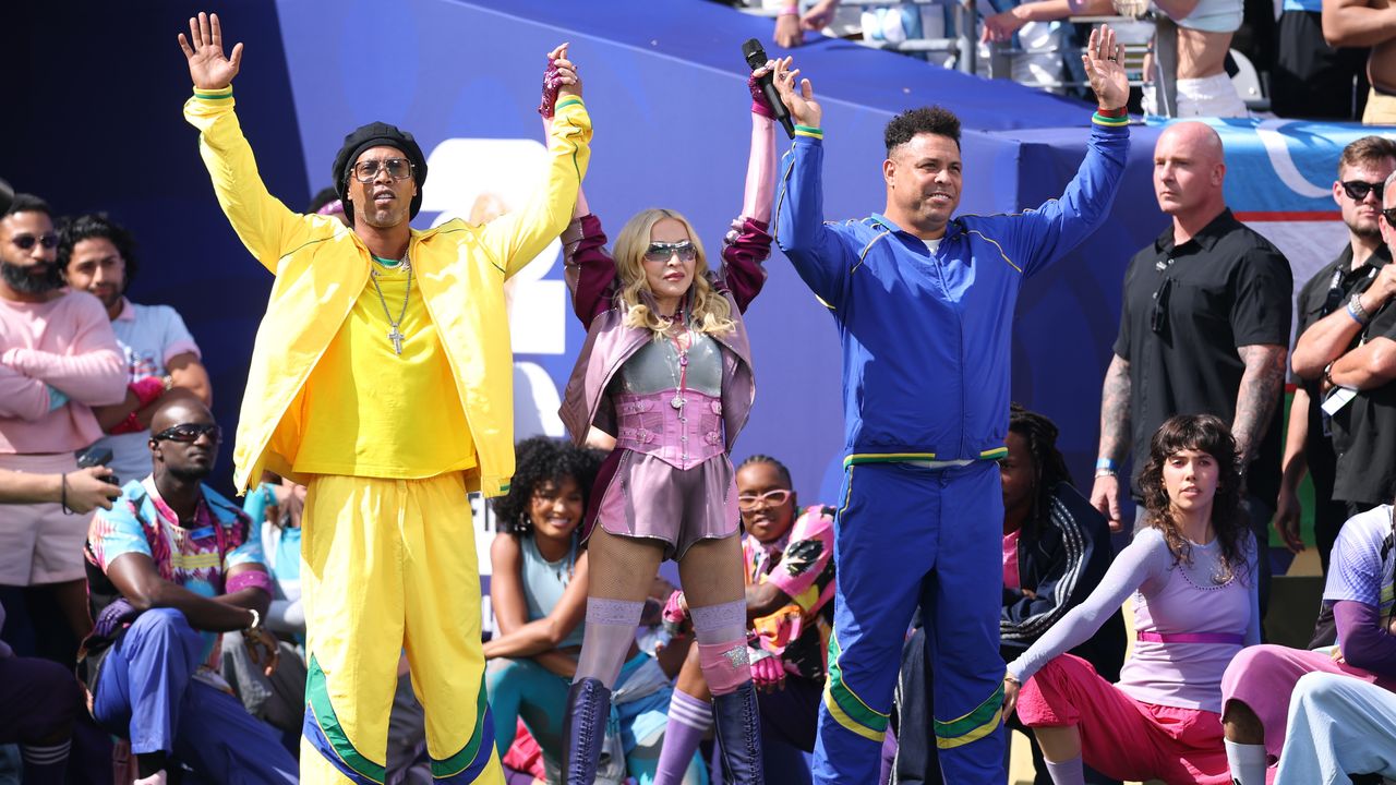 Madonna alla finalissima dei Mondiali 2026: look sporty e glamour per l'halftime show che ha fatto storia