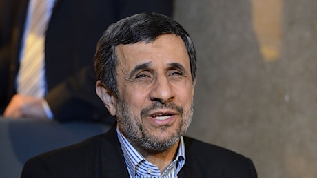 Iran, il piano del Mossad per rovesciare la Repubblica islamica con Ahmadinejad