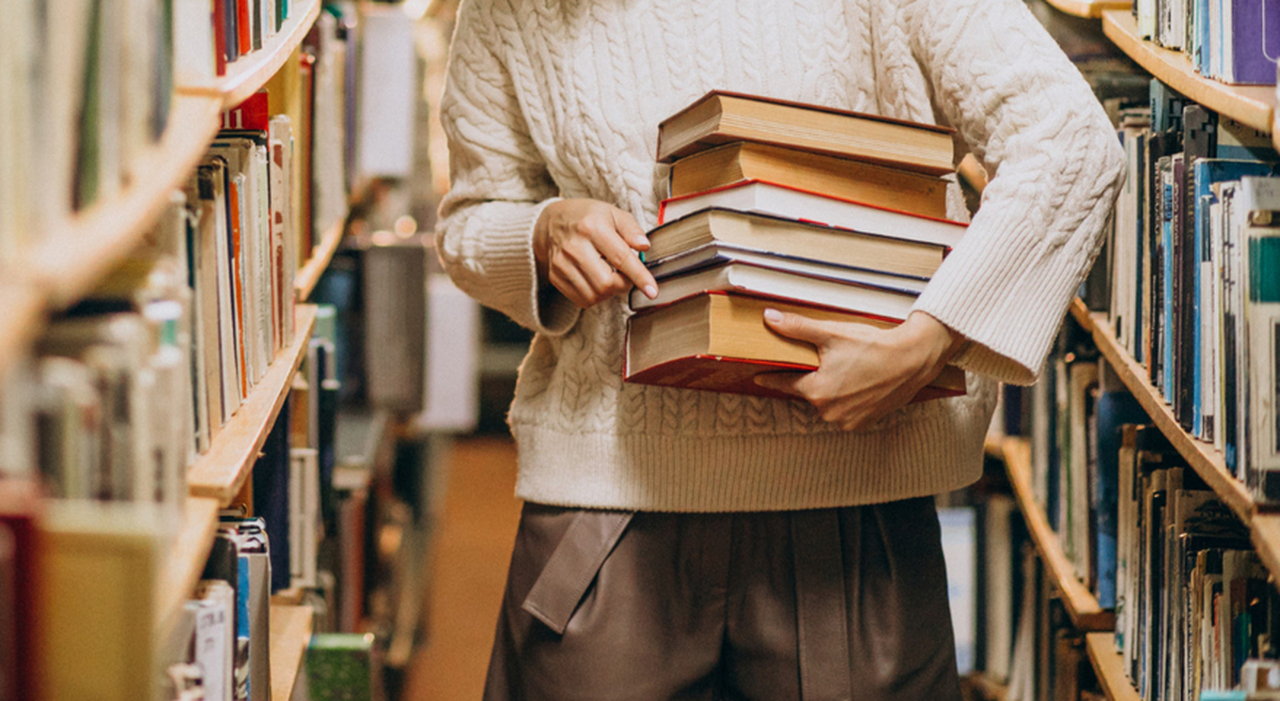 Premio Strega, qual è il libro introvabile dai lettori e il boom di richieste nelle biblioteche milanesi