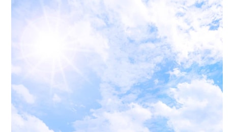 Meteo Italia, l’anticiclone porta caldo anomalo: ottobre parte con sole e 30 gradi