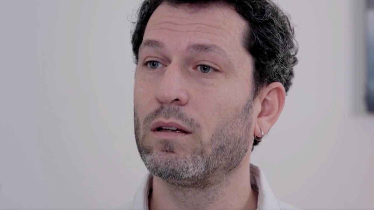 Un Posto al Sole anticipazioni 25 giugno 2026: furto a Palazzo, Eduardo è spacciato