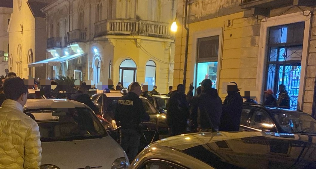 Sora – Immigrati si prendono a cinghiate, ennesimo episodio di violenza in pieno centro