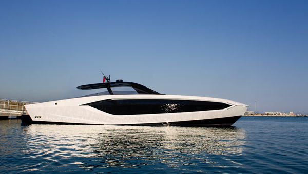 TISG, consegnato lo scafo 33 del Tecnomar for Lamborghini 63