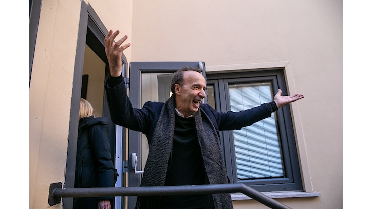 Cosa vedono nella Chiesa di oggi Benigni e Cercas - Avvenire