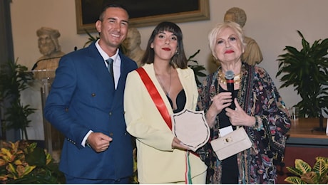 Il premio per Wanna Marchi in Campidoglio accende le polemiche: «Non sapevamo»