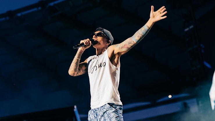 Ultimo, conto alla rovescia per il concerto dei record: “Metro aperta per 24 ore” - la Repubblica